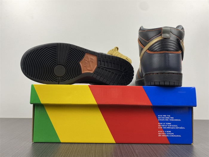 Gundam x Nike SB Dunk High “Banshee” DH7717-400