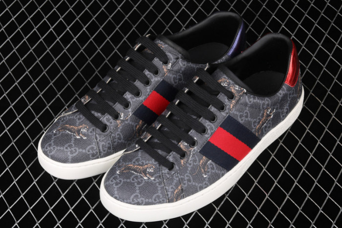 G*u*i jbg leather and sued black and tiger 429445 g0k20 1102