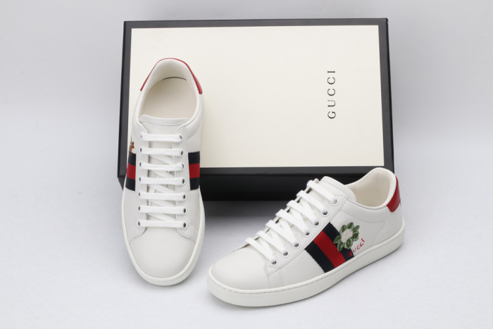 G*u*i low-top sneaker