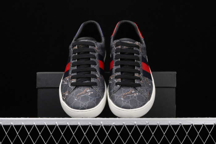 G*u*i jbg leather and sued black and tiger 429445 g0k20 1102