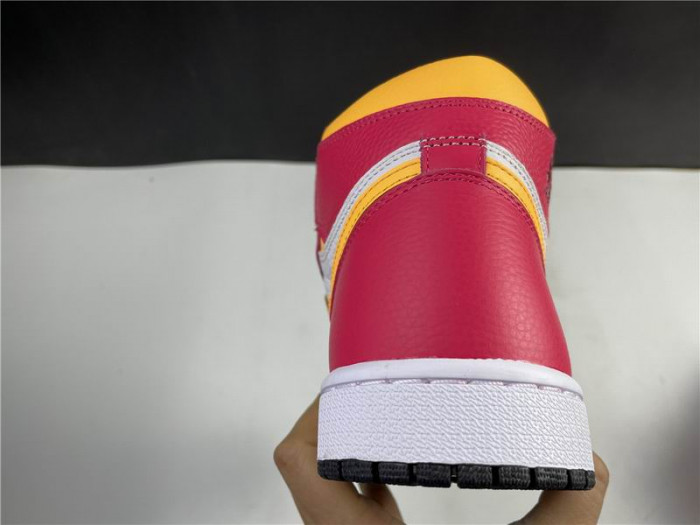 Air Jordan 1 High OG“Light Fusion Red” 555088-603