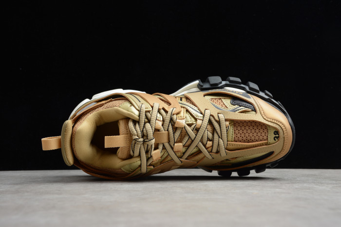 BLCG WMNS TRACK TRAINER