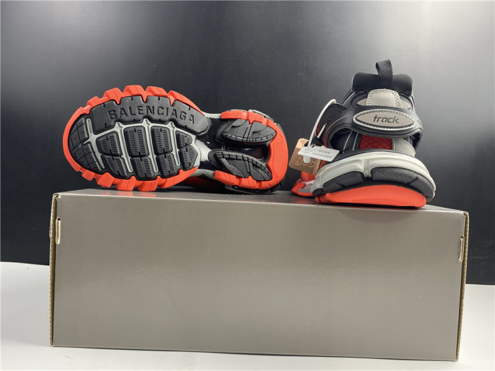 BLCG Track Sneaker 542023 W1GC2 1241