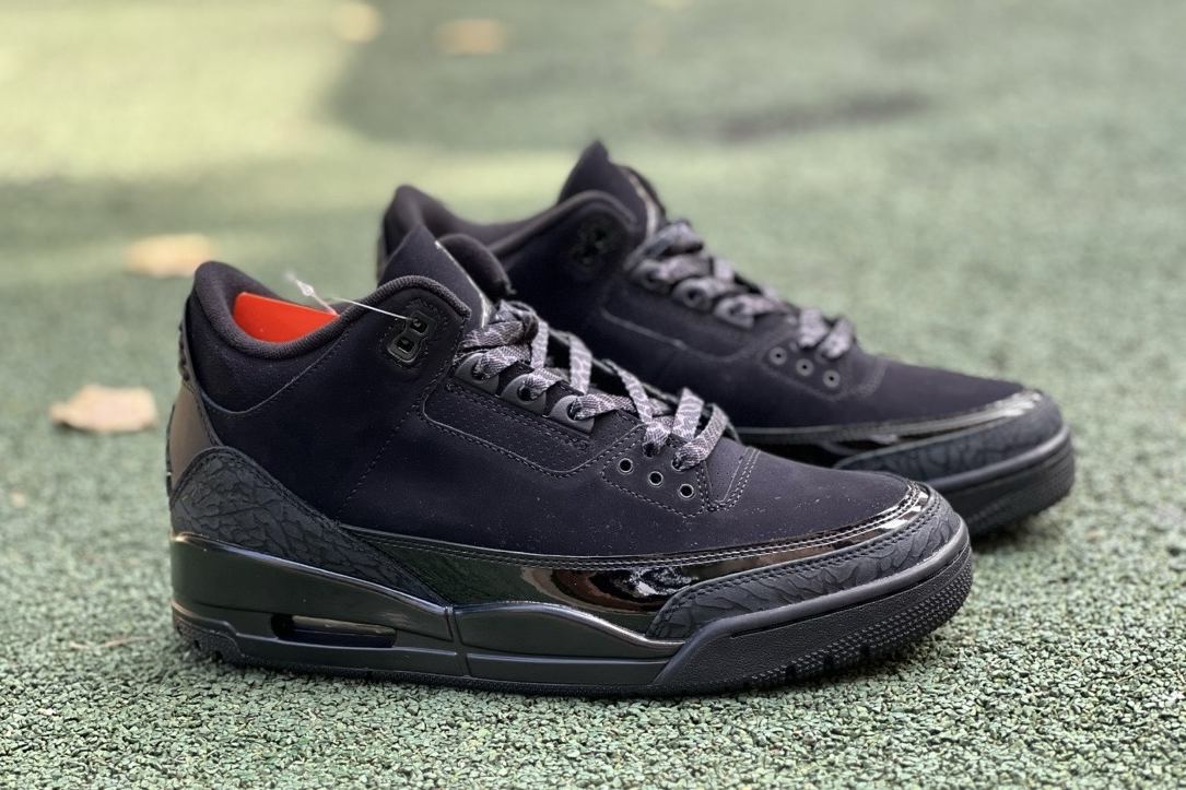 Air Jordan 3 Retro Black Cat CT8532-001