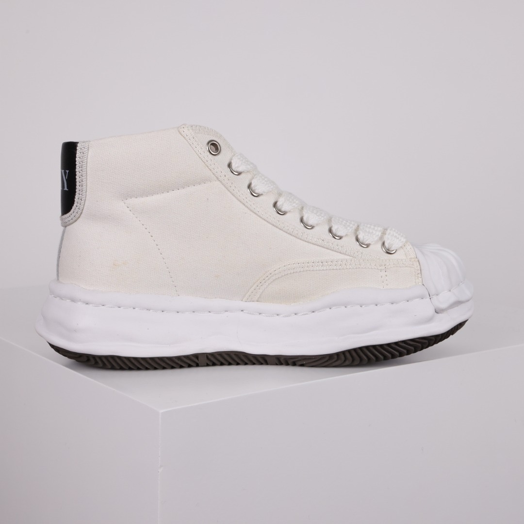 Ma*s*n mihara yasuhiro mmy sneaker
