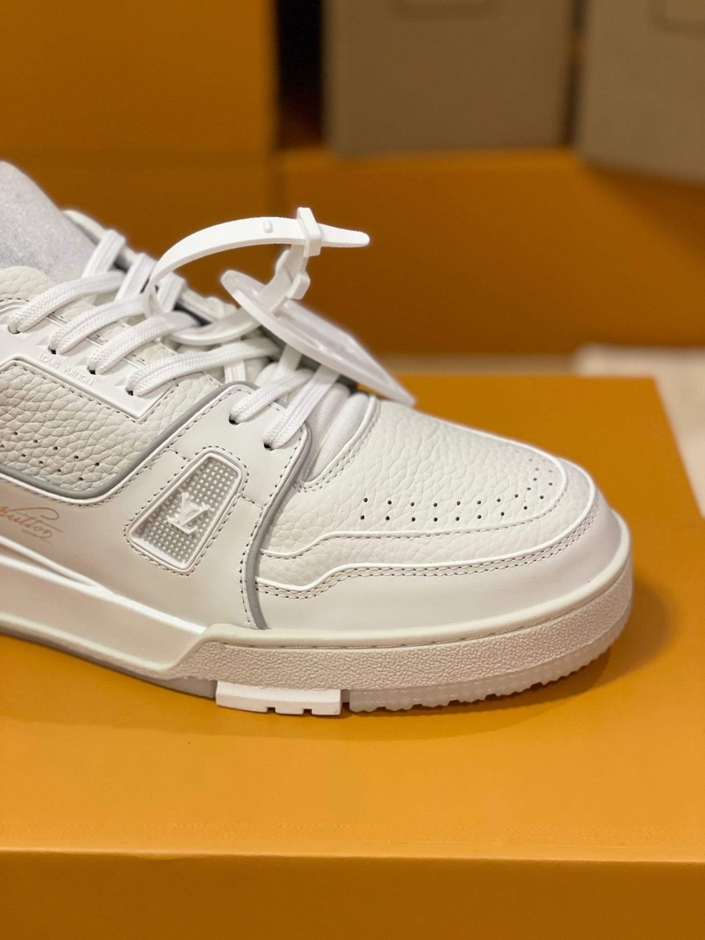 Loui Vuitto TRAINER SNEAKER