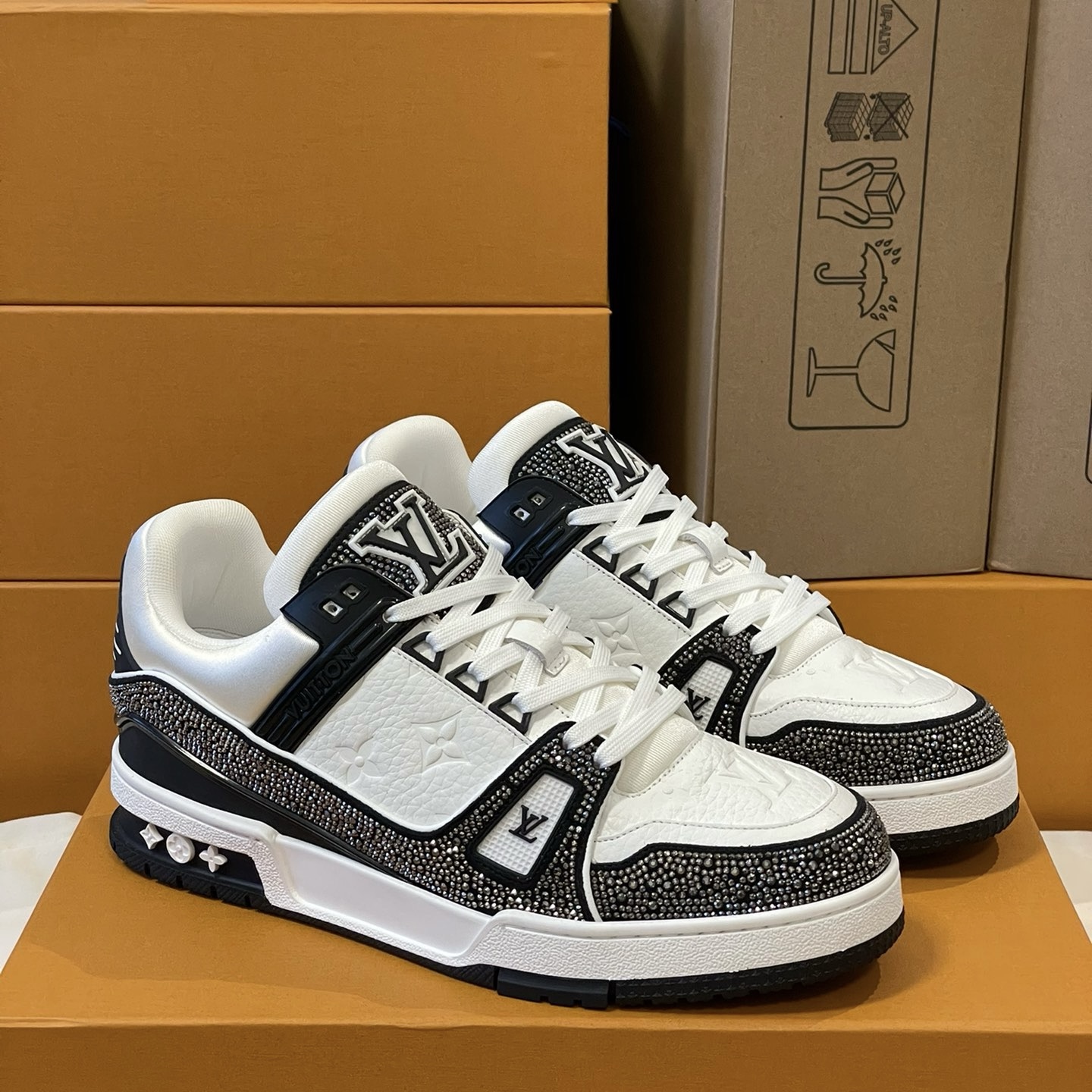 Loui Vuitto TRAINER SNEAKER